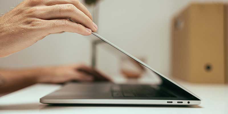 Laptop cerrada
